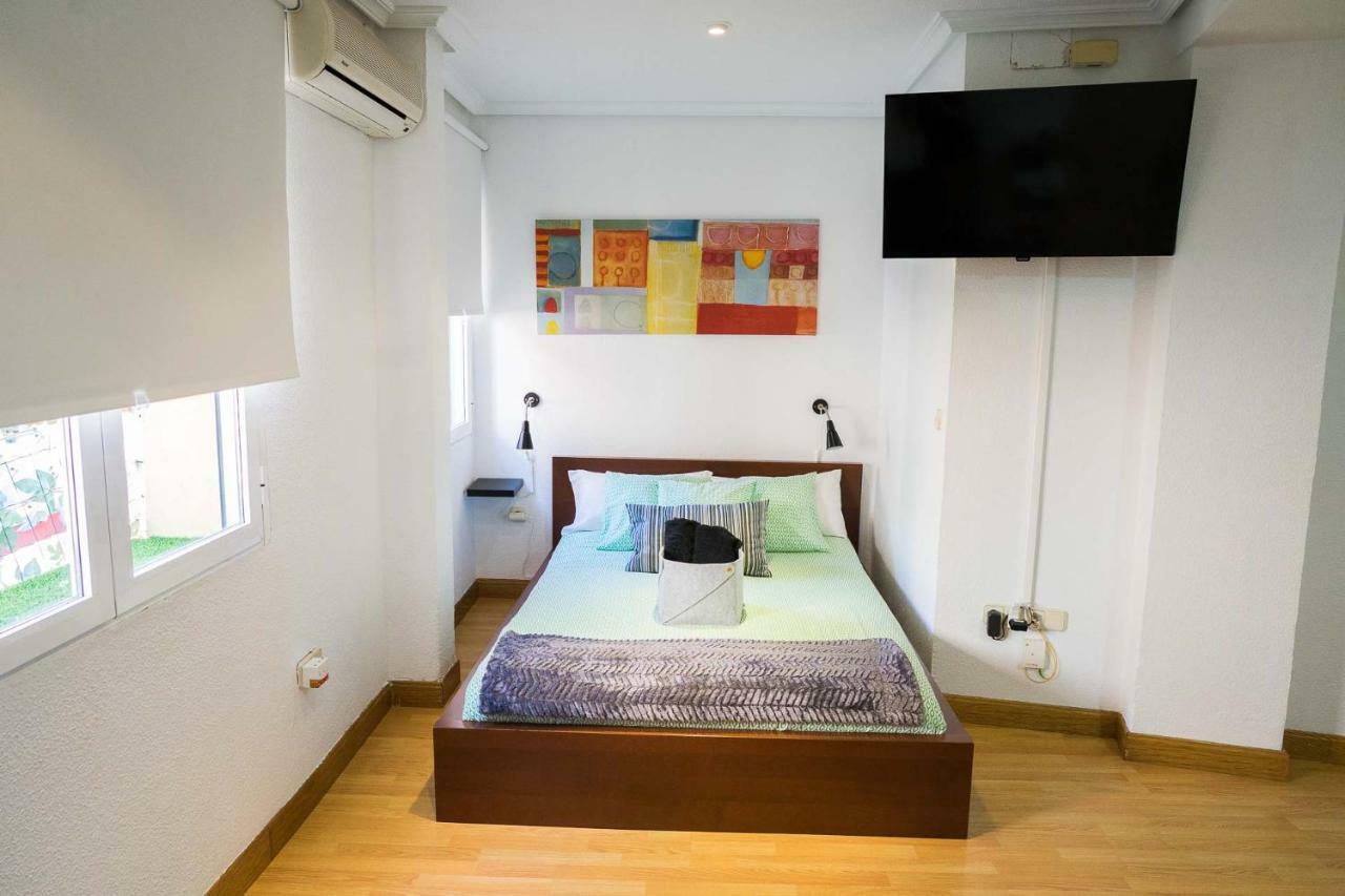 Piso Moderno Centro Madrid Apartment Bagian luar foto